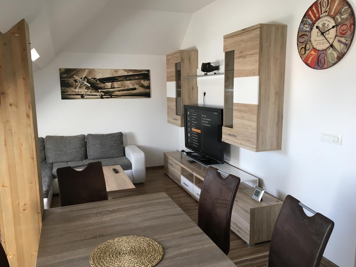 Apartments Avio Zgornji Brnik Dış mekan fotoğraf